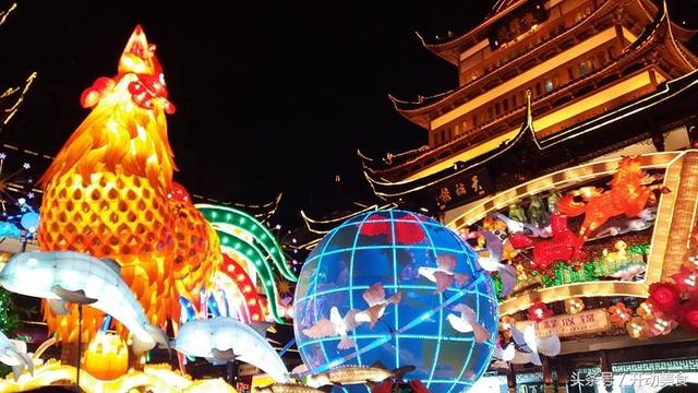 城隍廟新玩法，傳統(tǒng)與現(xiàn)代交融的新年味！