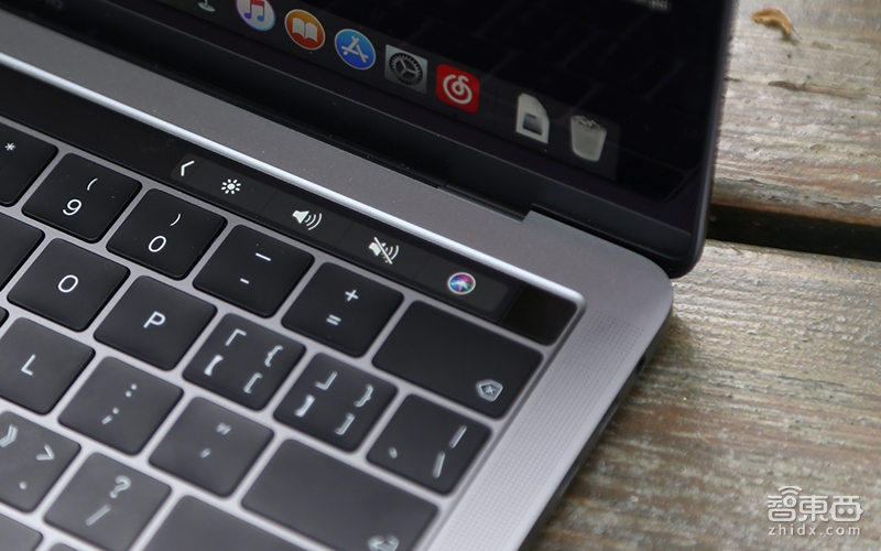 蘋果MacBook Pro五年進(jìn)化：成就最趁手的干活小鋼炮！