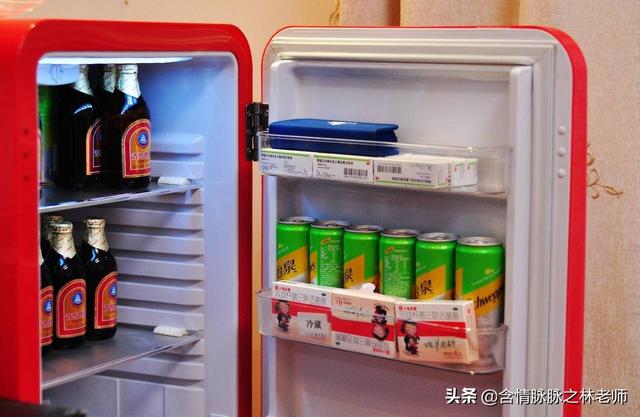 炎炎夏日的救命稻草，東寶93Y圓弧形單門冰箱體驗
