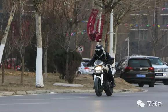 摩托家／聊聊我曾經(jīng)的最愛，08款杜卡迪ducati 696