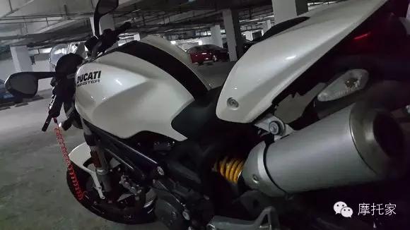 摩托家／聊聊我曾經(jīng)的最愛，08款杜卡迪ducati 696