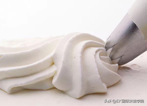 別扔！用不完的淡奶油，還能做這7款小甜品