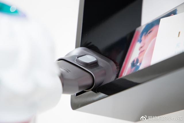 我又向高品質(zhì)生活邁進(jìn)了一步！戴森V7 Mattress除螨儀手持吸塵器
