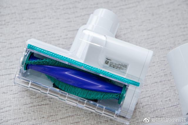 我又向高品質(zhì)生活邁進(jìn)了一步！戴森V7 Mattress除螨儀手持吸塵器