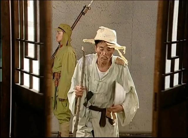 地下交通站賈貴扮演者現(xiàn)狀(地下交通站:可愛又迷人的反派)(1)