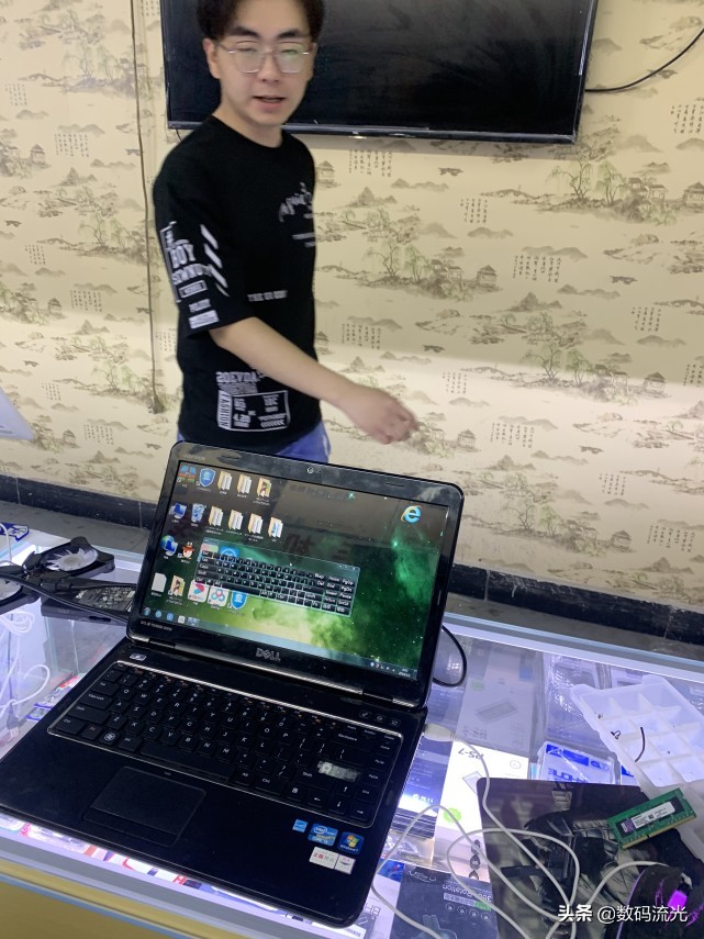 電腦開機(jī)發(fā)出滴滴聲，老板看小伙不懂電腦，0成本維修竟報(bào)價(jià)200