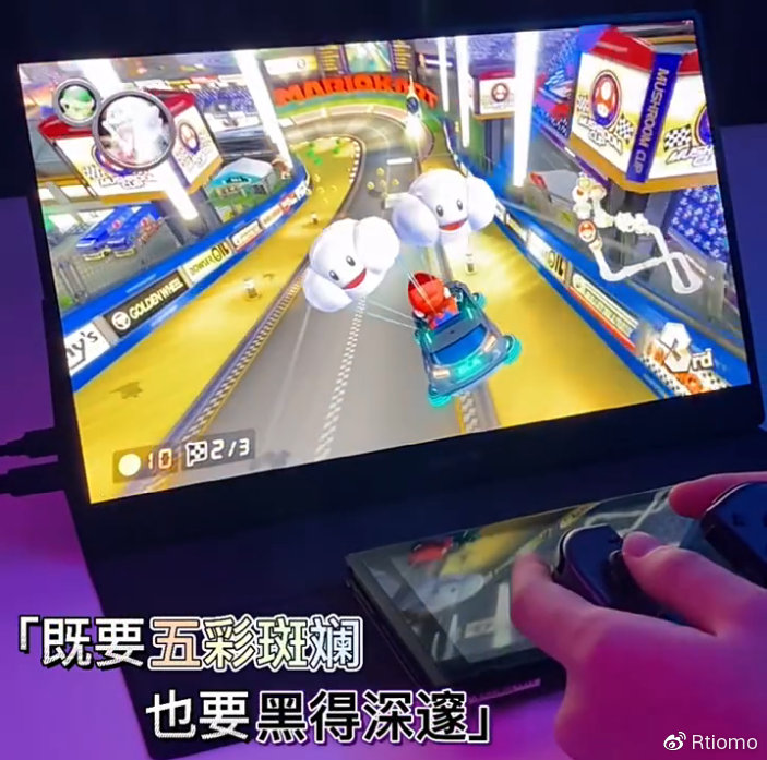 OLED顯示屏跟LED顯示屏有什么不同，OLED顯示屏到底有什么優(yōu)化