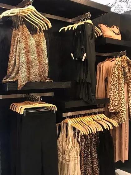 服裝陳列正掛技巧，簡單易學一秒Get到