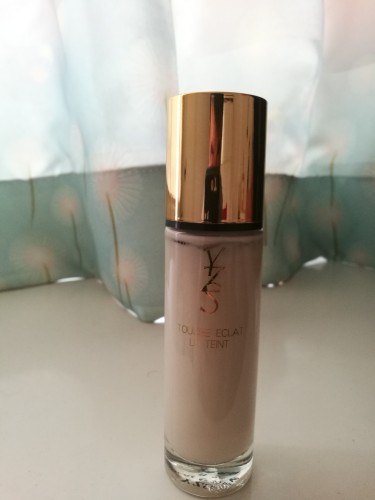 yzs粉底液怎么樣好用嗎是什么牌子，真實(shí)上妝體驗(yàn)分享(干皮親媽)