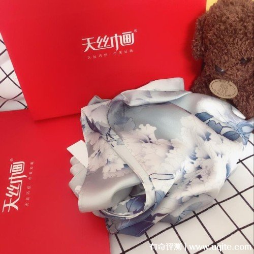 天絲巾畫絲巾怎么樣什么牌子，真絲絲巾使用體驗(yàn)(杭州知名品牌)