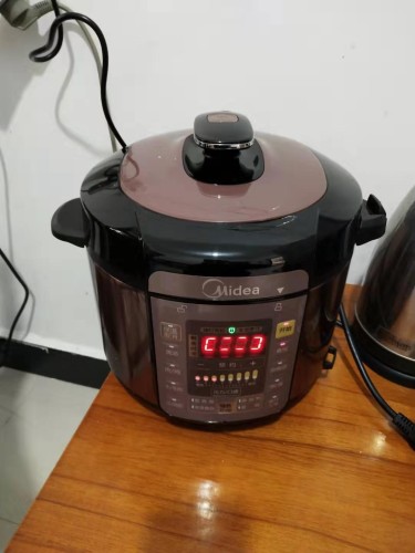 Midea美的電壓力鍋哪款最好多少錢(qián)， MY-YL50測(cè)評(píng)(價(jià)格179元）