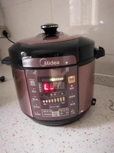 Midea美的電壓力鍋哪款最好多少錢(qián)， MY-YL50測(cè)評(píng)(價(jià)格179元）