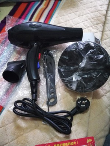 惠能達(dá)電吹風(fēng)怎么樣是品牌嗎，真實(shí)用戶評(píng)測(cè)(風(fēng)力強(qiáng)勁)