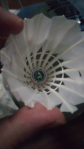 狂神羽毛球怎么樣質(zhì)量好嗎，真實(shí)效果使用評(píng)測(cè)(價(jià)格僅18.9元)