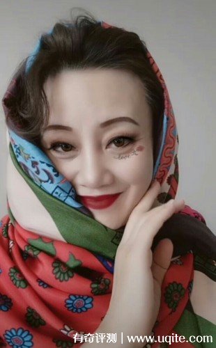 艾尤圍巾怎么樣是什么品牌，民族風(fēng)圍巾使用體驗(yàn)(大眾網(wǎng)銷品牌)