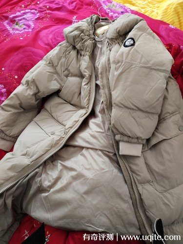 雅鹿羽絨服質(zhì)量怎么樣是不是牌子，舒適保暖性價比高