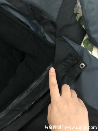 探步者沖鋒衣好不好咋樣什么檔次，使用后真心推薦(知名品牌）