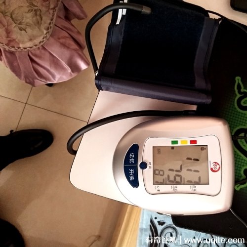 萬弘電子血壓計怎么樣，真實使用效果點評(價格僅99元）