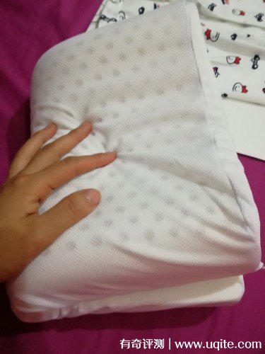 福滿園乳膠枕怎么樣是真的嗎，真實(shí)使用體驗(yàn)(93%天然乳膠)