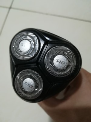 sid超人剃須刀怎么樣哪個(gè)型號(hào)好，rs7325最新款測(cè)評(píng)(價(jià)格34.9元）