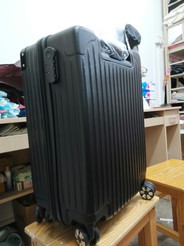 雷杰尼箱包質量怎么樣是品牌好嗎，拉桿箱效果評測(國產)