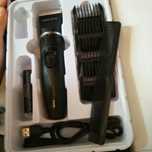 奧克斯電動(dòng)理發(fā)器怎么樣多少錢(qián)。a5使用后評(píng)測(cè)(僅59元)