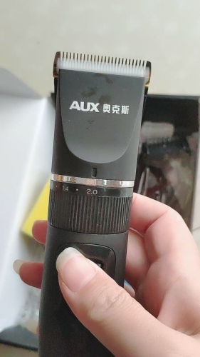 奧克斯電動(dòng)理發(fā)器怎么樣多少錢(qián)。a5使用后評(píng)測(cè)(僅59元)