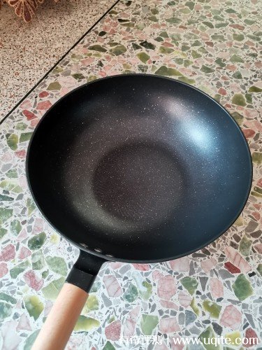 完美太太麥飯石炒鍋質量怎么樣好么合格嗎，使用后評測